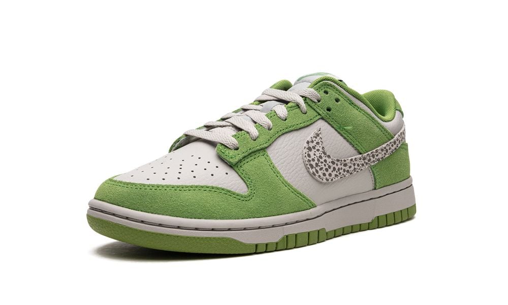 Nike Dunk Low Safari Swoosh Chlorophyll